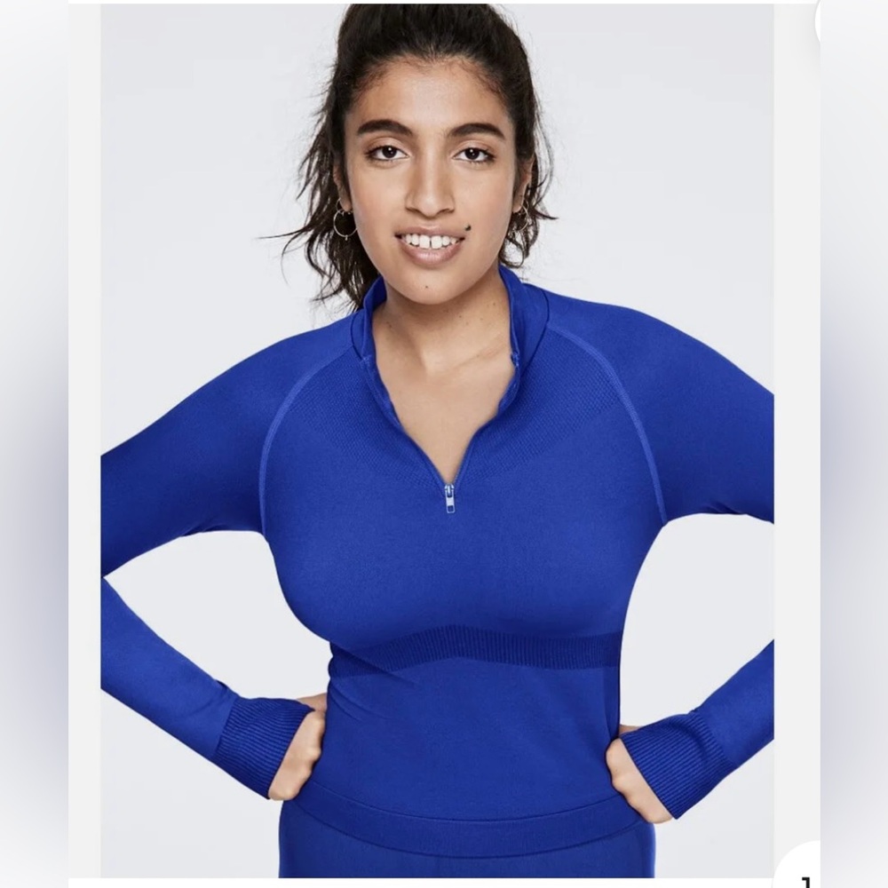 VICTORIA’S SECRET PINK BLUE SEAMLESS WORKOUT QUARTER-ZIP‎